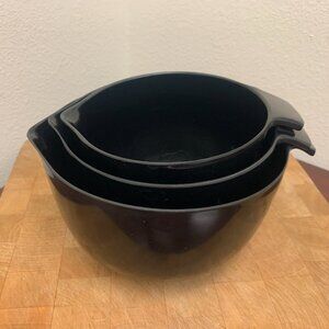 BOWLS - Vintage Copco Nesting Bowls black Set Of 3 Melamine Non-Skid Bottom